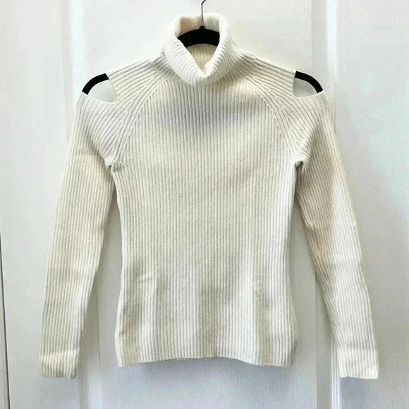 Theory Jemliss Cold Shoulder Ribbed  Wool Turtleneck Sweater Ivory Cream Small - Picture 7 of 16
